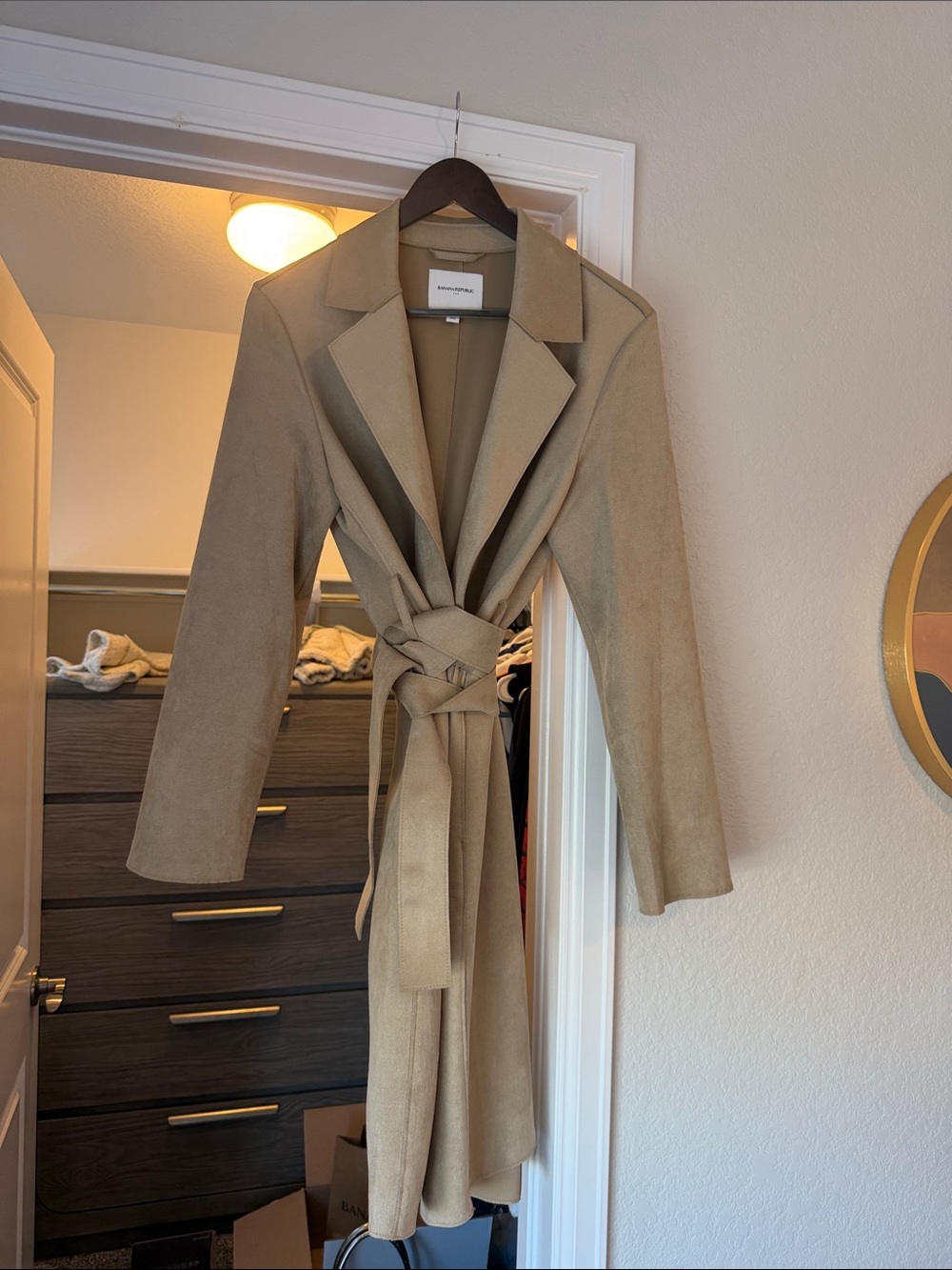 Banana Republic Open-Front Long Trench Coat in Taupe - Picture 2 of 4